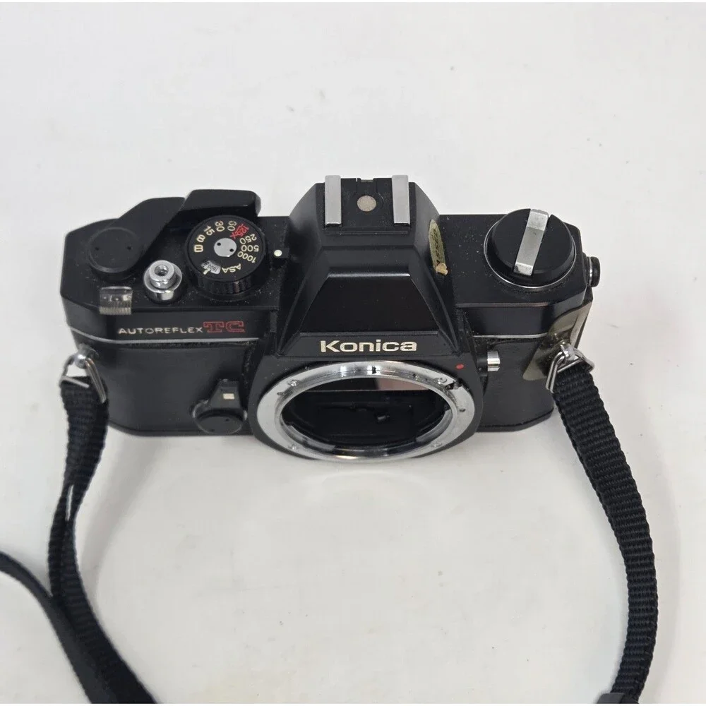 Konica Autoreflex TC 35mm SLR Film Camera Body + Ever-Ready Case Set Works Japan